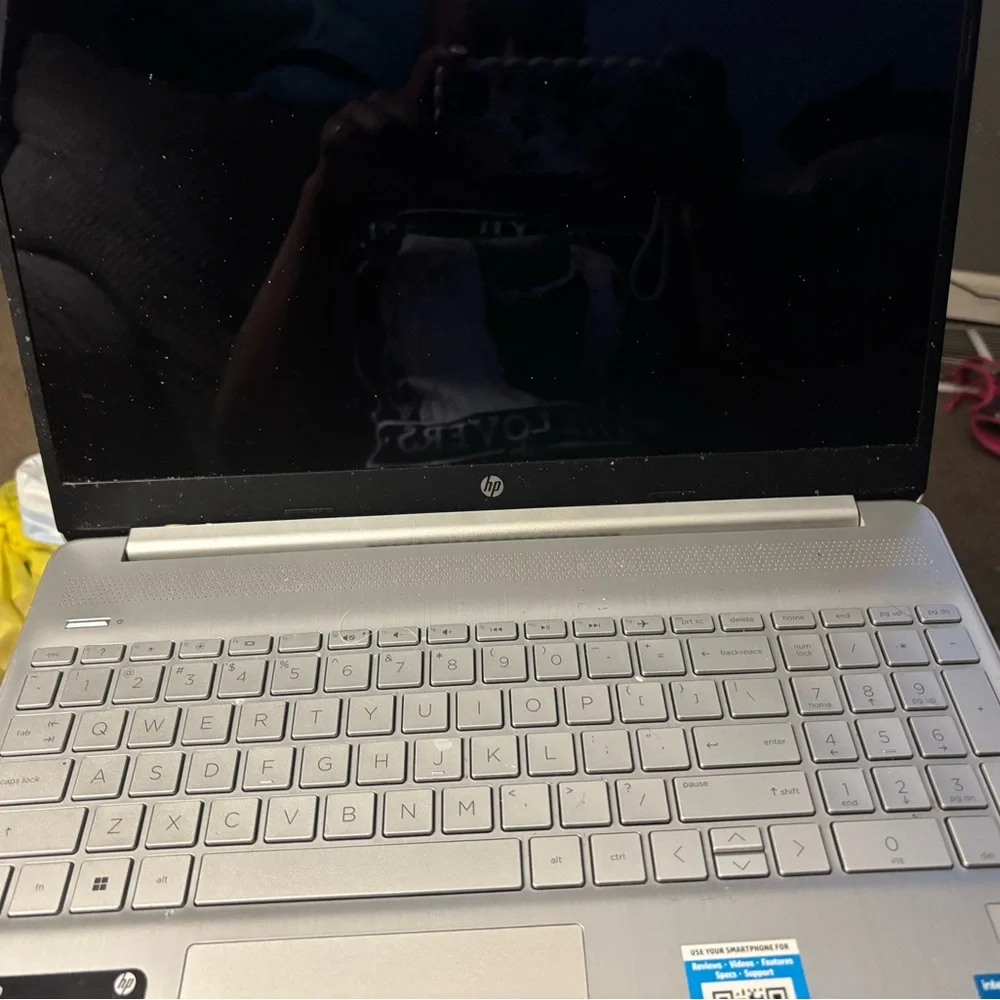 HP Silver Laptop